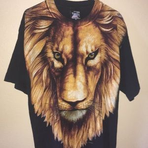 Vintage 1995 lion T